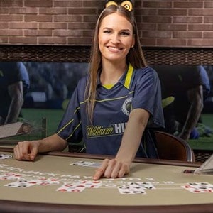 FOOTBALL STUDIO(เกมไพ่ทายผลสกอร์) evolution online casino บนมือถือ
